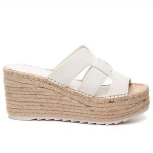 Marc Fisher Robbyn White Espadrille Slip on Sandal Size 9.5